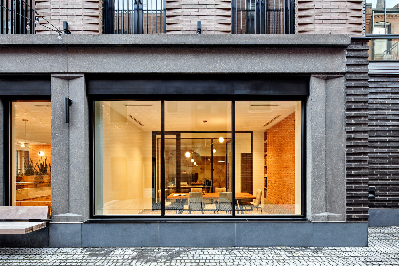 MESSINGER_120423-9BurneySt_0O1A8330