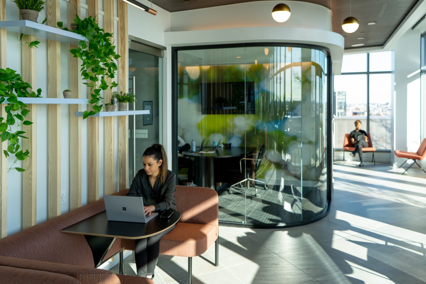 01 Troy_Coworking-02_Shelly